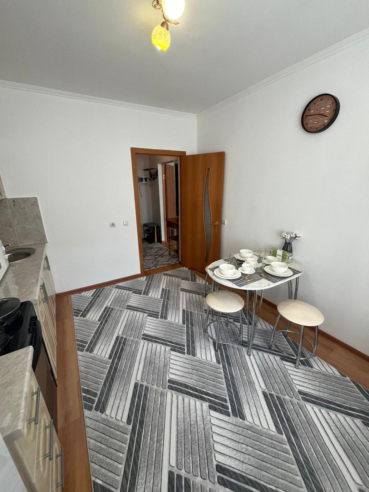 Cosy flat in the city center Taldykol Exterior foto